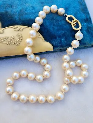 Vintage Les Bernard Hand Knotted Faux Pearl Gold Tone Necklace 19  • $24.99