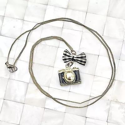 Black Enamel Camera Bow Pendant Necklace Has Wear The Vintage Strand Lot #9986 • $9.99