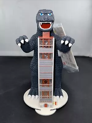 2024 X-PLUS GODZILLA TOWER 7  Figure Toho Maniacs Series Vs Gigan NEW IN BOX! • $299.99