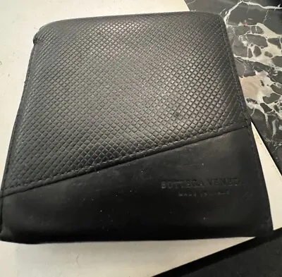 Bottega Veneta Black Bifold Mens Leather Wallet • $44.99