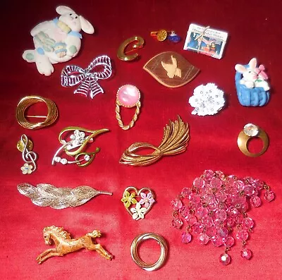 Lot Of 19 Vintage Brooches Pins Assorted Colors Styles & Sizes • $14