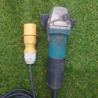 £25 • Buy Makita 9554NB 4.5 Inch/115mm Angle Grinder 110V