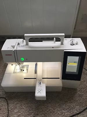 Janome Memory Craft 500e Embroidery Machine +extension Table. Very Little Use. • £550