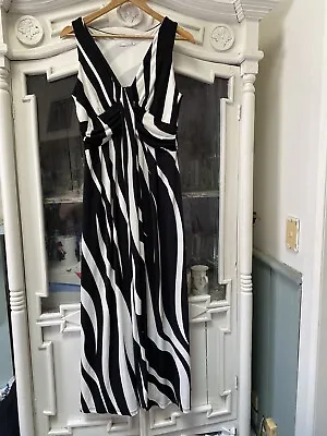 BLACK AND WHITE MAXI DRESS SIZE 12 M Ladies Women’s Long Gorgeous Striped • $12.99