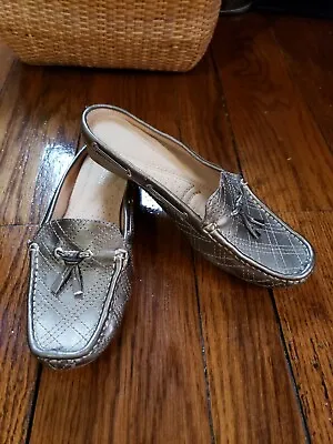 Naturalizer Women Size 6.5M Slip On Loafers Metal Buckle Bronze Colored NICE • $7.99