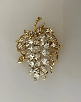 Vintage Signed M. Jent Vibrant Clear Rhinestone  Brooch Grapes Cluster Navettes • $9.99