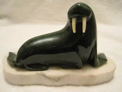 VTG WALRUS With TUSKS JADE SCULPTURE DAVID WONG MASTER CARVER 1937-1998 CANADA • $579.43