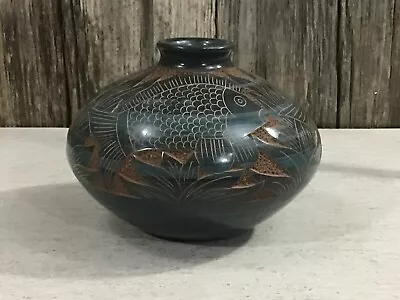 Nicaraguan Burnished Ceramic Vase With Fish • $24