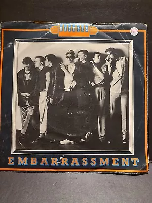 £0.99 • Buy MADNESS       EMBARRASSMENT       VINYL 7  SINGLE RECORDS. Good.  (1716)