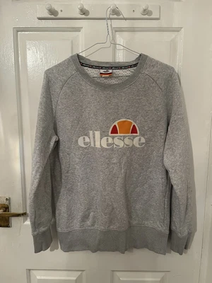 £4 • Buy Ellesse Sweatshirt Crew Neck Jumper