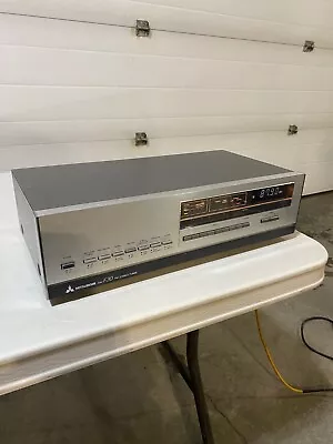 MITSUBISHI DA-F30 FM Stereo Tuner Digital Nice -- Tested Working! • $121.68