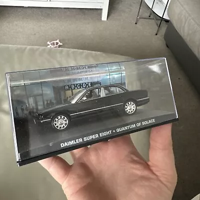 DAIMLER SUPER EIGHT - # 70 007 James Bond Collection Model   QUANTUM OF SOLACE • £12.95