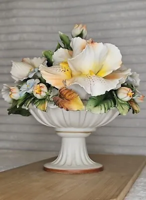 Capodimonte Porcelain Flower Basket Stand * H19cm X W19cm* Stunning Display VGC • £89.99