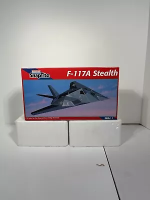 Monogram Snaptite Usaf F-117 F-117a Stealth Nighthawk Skill 1 1995 Model Kit Nob • $14