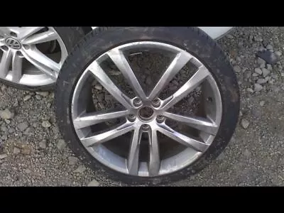 Wheel 19x8 Alloy Twin 5 Spoke Fits 16-19 PASSAT 22339704 • $131