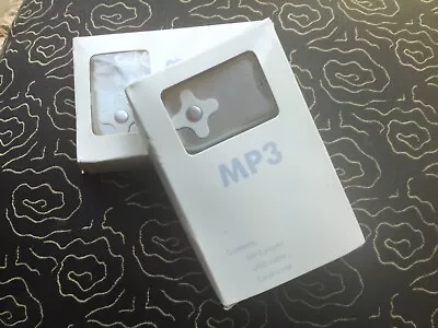 MP3 Player 1 GB Bundle Includes Usb Cable Earphones Great Gift  Free Shipping  • $9.99