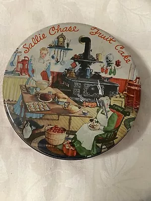 Vintage SALLIE CHASE INN Fruit Cake Tin Newtown CT 1952 ROUND • $29.95