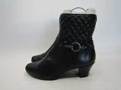MUNRO Womens Size 6.5 M Black Leather Zip Ankle Fashion Boot Booties • $35.14