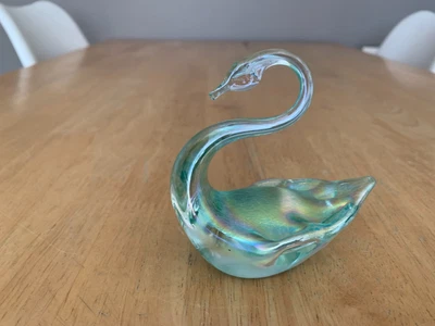 £15 • Buy Vintage Heron Glass Irridescent Swan