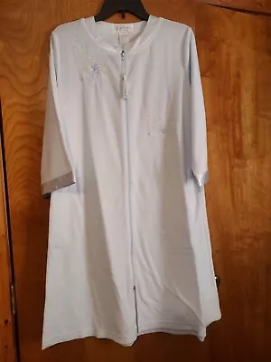 Womens Collette By Miss Elaine Zip Robe 3/4 Sleeve Baby Blue S • $25