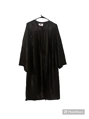 Oak Hall Black Poly-Satin Graduation Cap And Gown Unisex 5’3-5’5” • $25.30