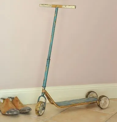 VINTAGE STYLE SCOOTER-COUNTRY HALLWAY-1950's Retro Shabby Chic Vintage  Toy -NEW • $69