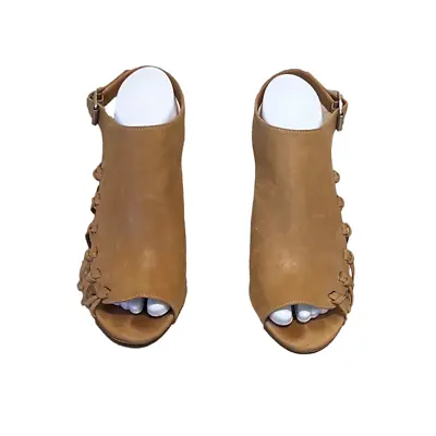 Vince Camuto Women's Ankara Sandal Size 9 M Block Heel Slingback Leather Shoe • $20