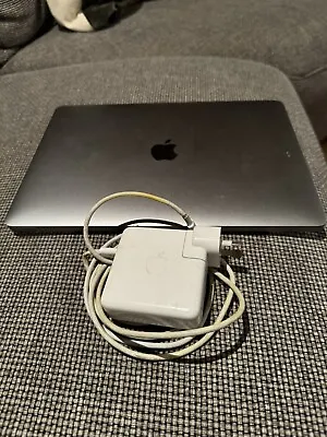 Apple MacBook Pro 13.3  (Intel Core I5 7th Generation 2.30GHz 8GB RAM... • $325