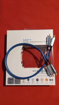 $70 • Buy WireWorld Luna 7 Interconnect / Male RCA To Male RCA / 0.5 Meter