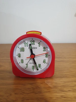 $17.50 • Buy CITIZEN ALARM CLOCK C8027-B QUARTZ ANALOGUE - RETRO - Small Vintage Red/Black