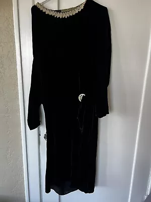 Vintage 1920s Black Velvet Velvet Dress • $20