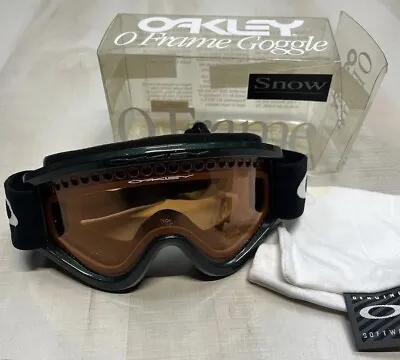 Oakley O Frame Ski/Snowboard Goggles Emerald Green / Amber Lens NICE! • $34.99