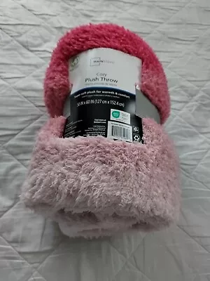 Mainstays Cozy Plush Throw Blanket Warm Comfortable Pink Size 50 In X 60 In • $5.99