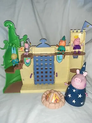 Peppa Pig Bundle Fairy Tale Beanstalk Castle With Figures Inc Knight George • £14.99