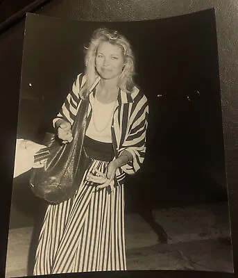 MICHELLE PHILLIPS VINTAGE 7 X 9 Original PRESS PHOTO  1987 • $9.99