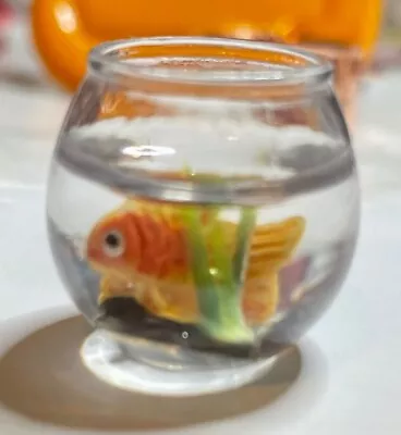 Miniature Dollhouse 1-12 Scale New Fishbowl With Goldfish • $8