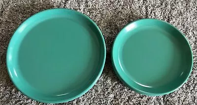 VTG Rubbermaid Green 8 1/4  & 10 1/2” Salad & Dinner Plates Melamine #3838 #3840 • $49