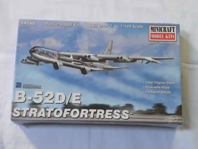 Minicraft B-52D/E Stratofortress 1/144 Scale Model - 14745 • $49