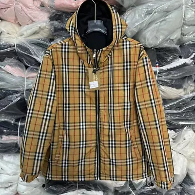 Burberry Mens Two Face Jacket Size L • $185