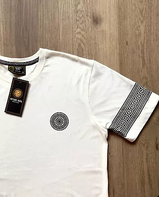 Level Ten Men’s T- Shirt Short  Sleeves White / Versace Pattern Size M • $52