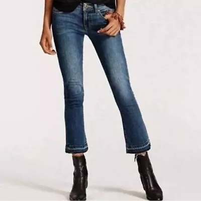 CABI Jeans Kick It Crop Mid Rise Released Raw Hem Medium Wash Madrid #5307 SZ 8 • $29.99