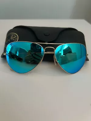 Ray Ban Aviator Sunglasses Gold Blue Mirror Lens Excellent Condition • $100