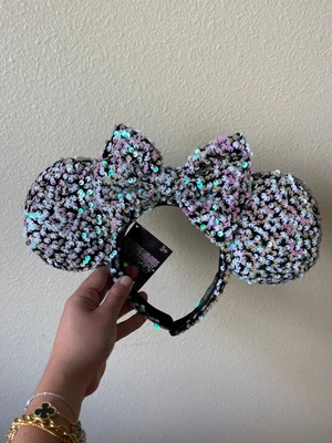 $1.99 • Buy Sparkling Dreamers White Color Change Sequin Mouse Ears With Matching Bow