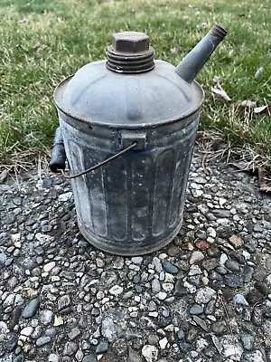 Vintage Oil Can 6”W X 10”H Galvanized Metal • $15