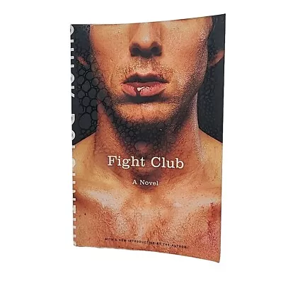 Fight Club Paperback Chuck Palahniuk Free Shipping • $7.77