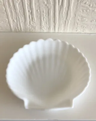 Ceramic Shell Shaped Soap Dish White • £3.75