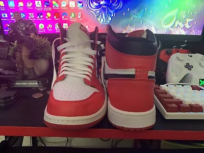 Size 11- Jordan 1 Chicago (2015) • $100