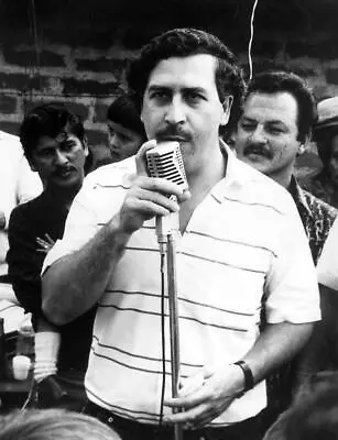 PABLO ESCOBAR GLOSSY POSTER PICTURE PHOTO BANNER Colombia Narcos Medellin 3924 • $44.99