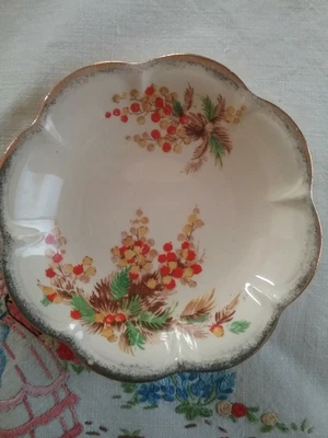 $8 • Buy Vintage J & G Meakin 'sunshine' Pin Dish
