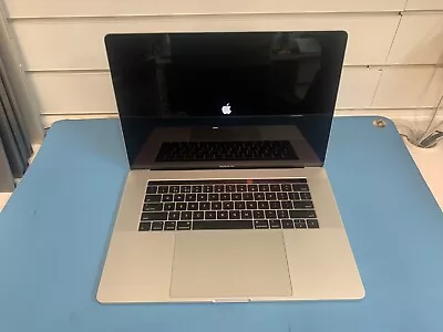 Apple MacBook Pro A1707 2017 15  Touch Bar Core I7-7700HQ 2.9GHz 16GB 512GB SSD • £280
